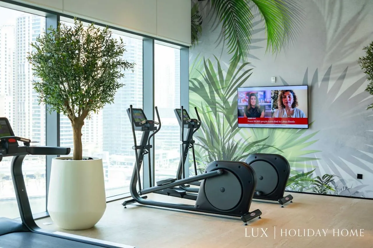 Lux The Vida Marina Residence 2 Dubai United Arab Emirates