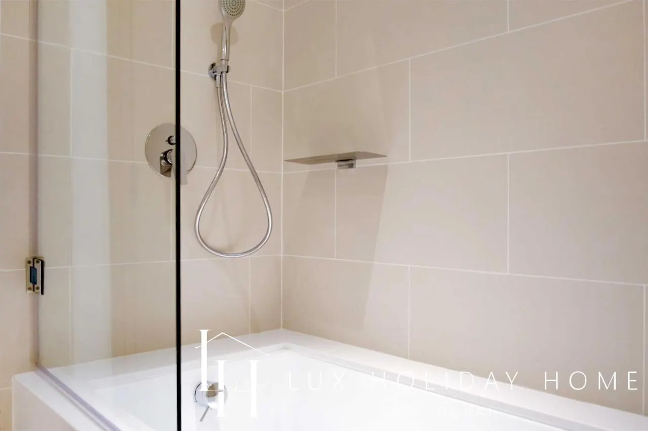 Apartment Lux The Vida Marina Residence 2 Dubai