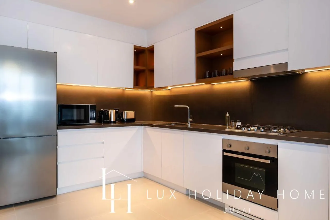 Apartment Lux The Vida Marina Residence 2 Dubai