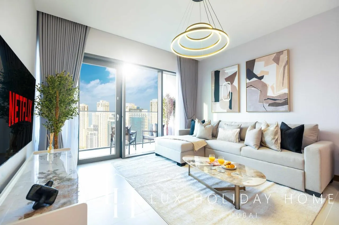 Lux The Vida Marina Residence 2 Dubai Apartment