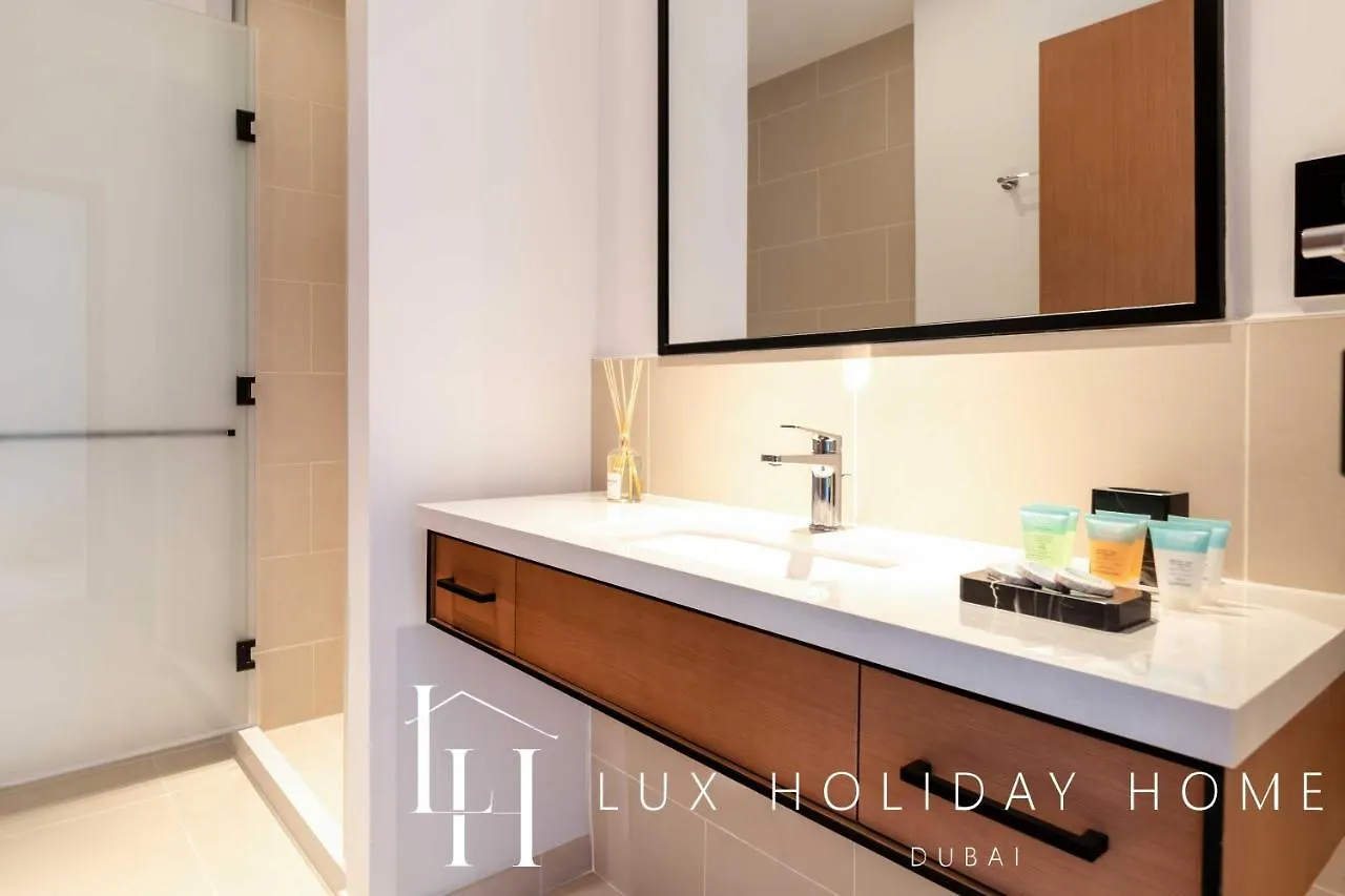 Lux The Vida Marina Residence 2 Dubai 0*,  United Arab Emirates