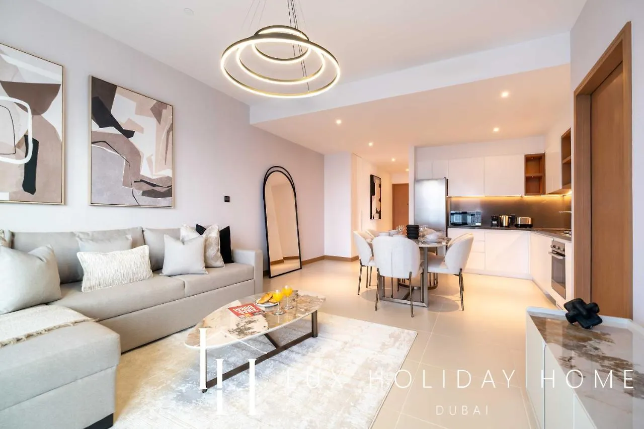 Lux The Vida Marina Residence 2 Dubai